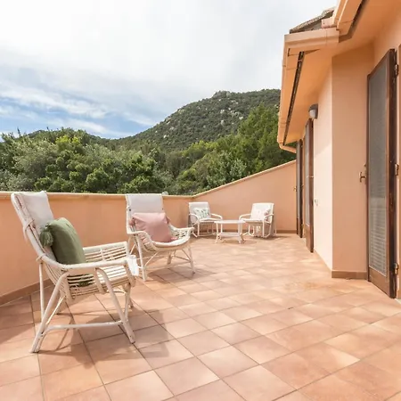 Appartamento Bellavista Con Piscina E Panorama Mozzafiato Villasimius