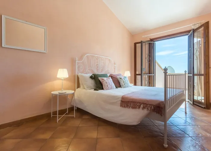 Bellavista Con Piscina Privata, Vista Mare Vicino A Апартаменты *