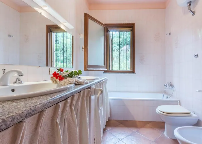 Bellavista Con Piscina Privata, Vista Mare Vicino A شقة فيلاّسيمِيوس