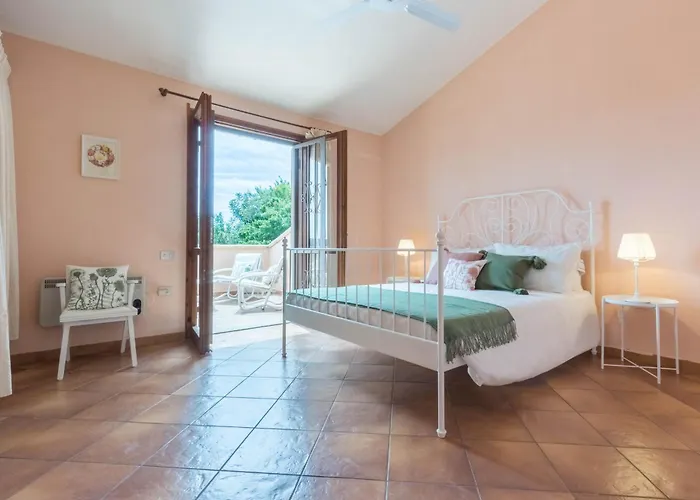 Bellavista Con Piscina Privata, Vista Mare Vicino A شقة فيلاّسيمِيوس